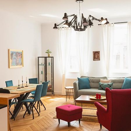 Tcf Home - Big Apartment With Free Garage Красков Екстериор снимка