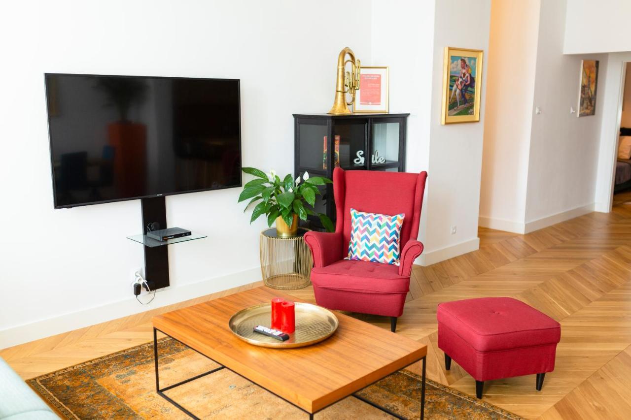 Tcf Home - Big Apartment With Free Garage Красков Екстериор снимка